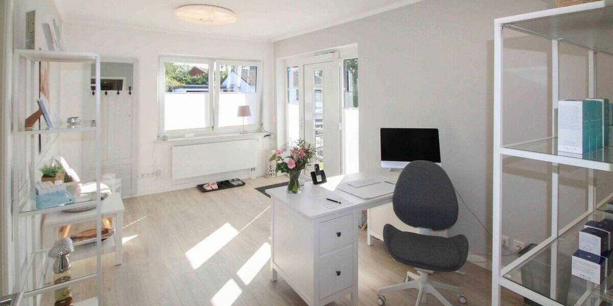 Einfamilienhaus Flensburg Engelsby - 8 Zimmer, 150 m&sup2;, 559.000&euro; | Angebot:26028349