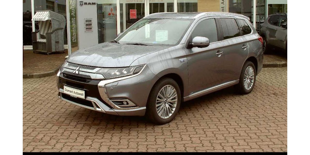 Mitsubishi Plug-in Hybrid Outlander 120.564 km 20.900 &euro; Flensburg 24941