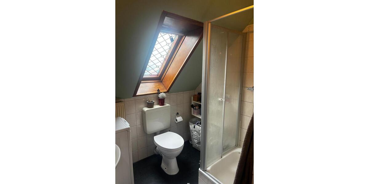 Dachgeschoßwohnung Stolk - 2 Zimmer, 37 m&sup2;, 450&euro; | Angebot:25517249