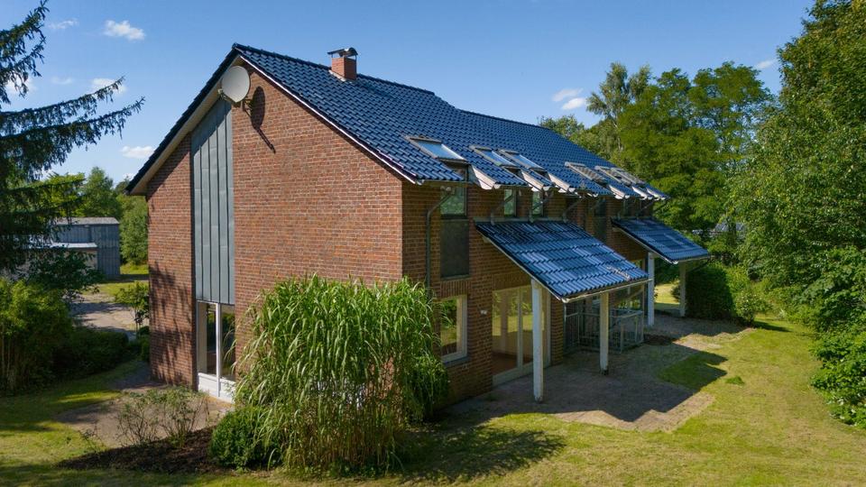 Einfamilienhaus Neuberend - 11 Zimmer, 263 m&sup2;, 750.000&euro; | Angebot:24739604