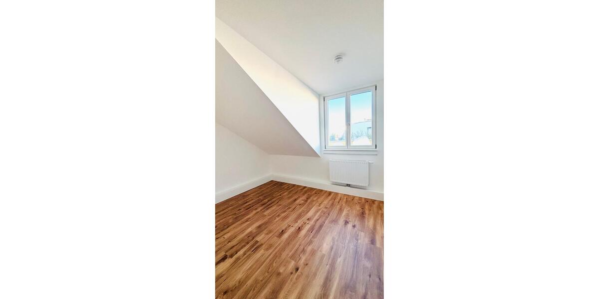 Dachgeschoßwohnung Flensburg Altstadt - 4 Zimmer, 102 m&sup2;, 1.261&euro; | Angebot:25534122