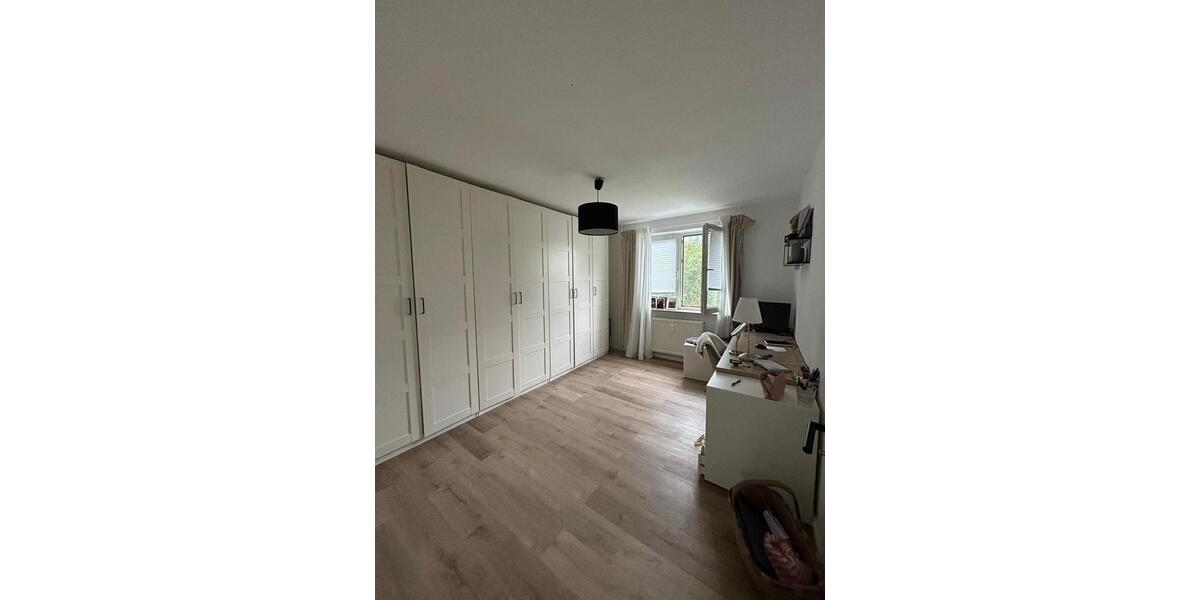 Erdgeschoßwohnung Flensburg Falkenberg - 3 Zimmer, 72 m&sup2;, 1.200&euro; | Angebot:26007943