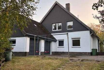 Haus Neuberend - 8 Zimmer, 240 m&sup2;, 350.000&euro; | Angebot:26047757