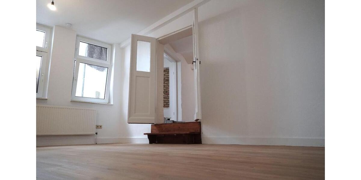 Etagenwohnung Flensburg Altstadt - 3 Zimmer, 81 m&sup2;, 680&euro; | Angebot:25940786