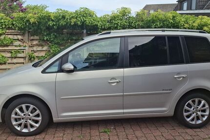 VW Touran 131.000 km 7.000 &euro; Leck 25917