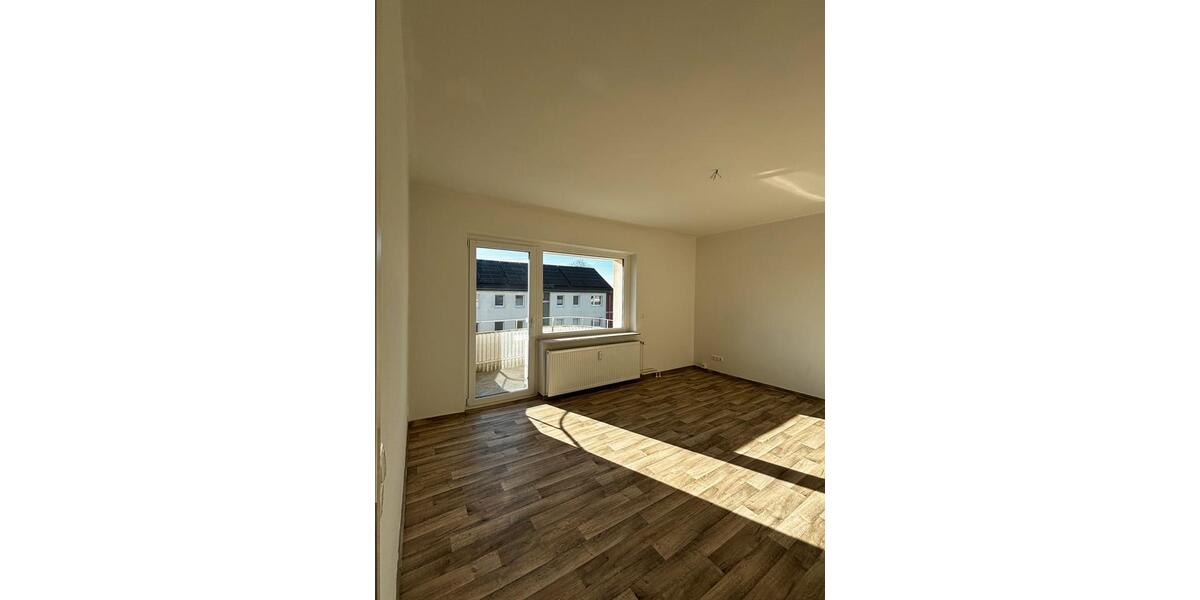 Etagenwohnung Flensburg Fruerlund - 3 Zimmer, 65 m&sup2;, 650&euro; | Angebot:25857144