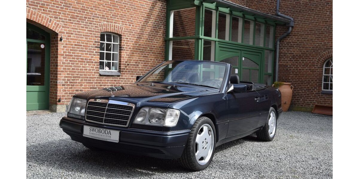 Mercedes-Benz 200 82.492 km 29.500 &euro; Steinbergkirche 24972