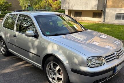 VW Golf 196.000 km 590 &euro; Glücksburg 24960