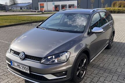VW Golf 232.678 km 10.500 &euro; Harrislee 24955