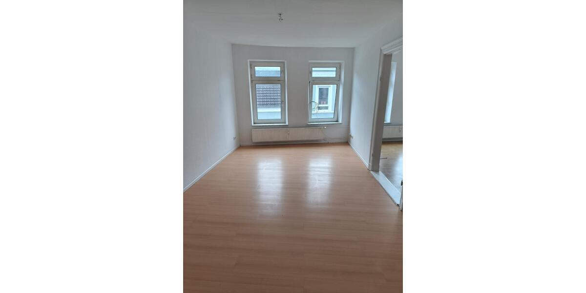 Etagenwohnung Flensburg Altstadt - 4 Zimmer, 83 m&sup2;, 913&euro; | Angebot:25708301