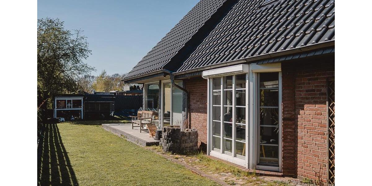 Einfamilienhaus Tarp - 7 Zimmer, 182 m&sup2;, 2.000&euro; | Angebot:26615418