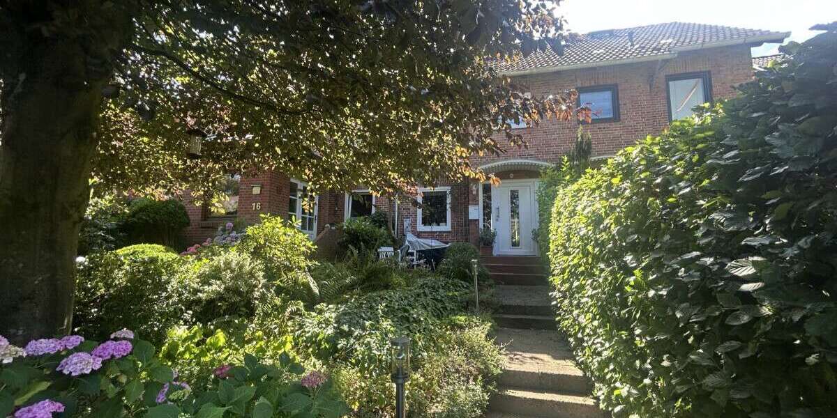 Einfamilienhaus Flensburg Altstadt - 4 Zimmer, 107 m&sup2;, 239.000&euro; | Angebot:27312843