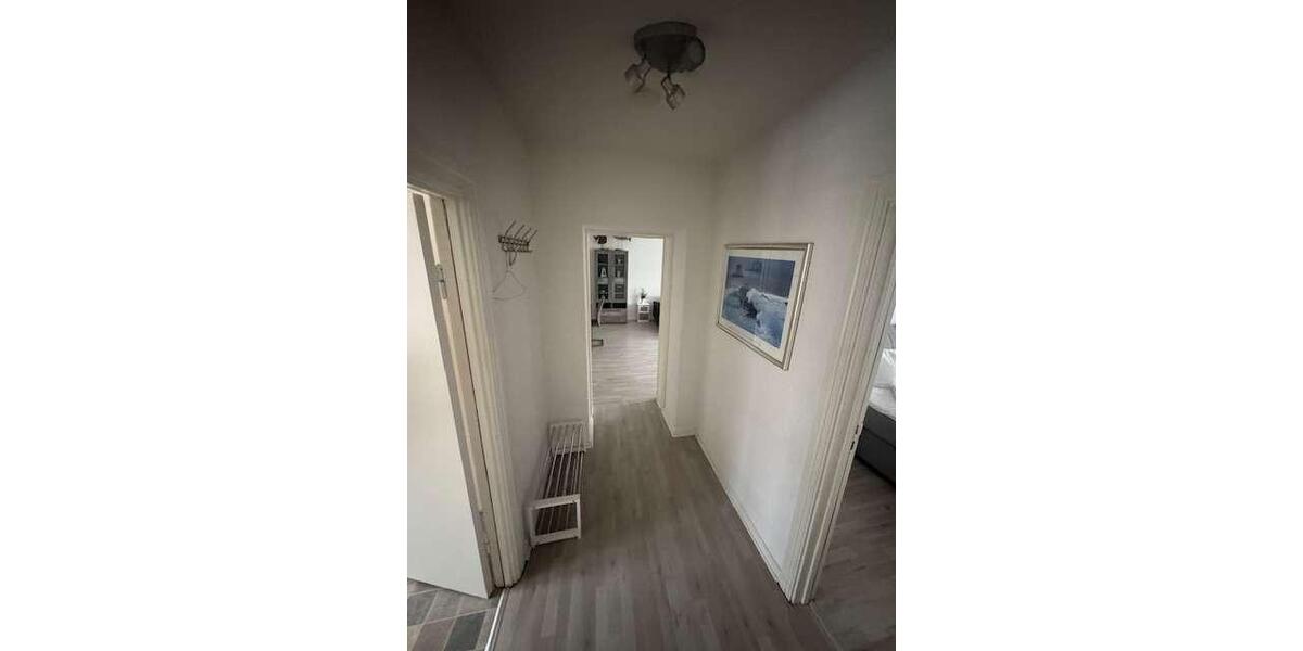 Etagenwohnung Flensburg - 2.5 Zimmer, 64 m&sup2;, 900&euro; | Angebot:25080225