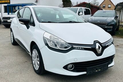 Renault Clio 93.000 km 5.990 &euro; Wallsbüll 24980