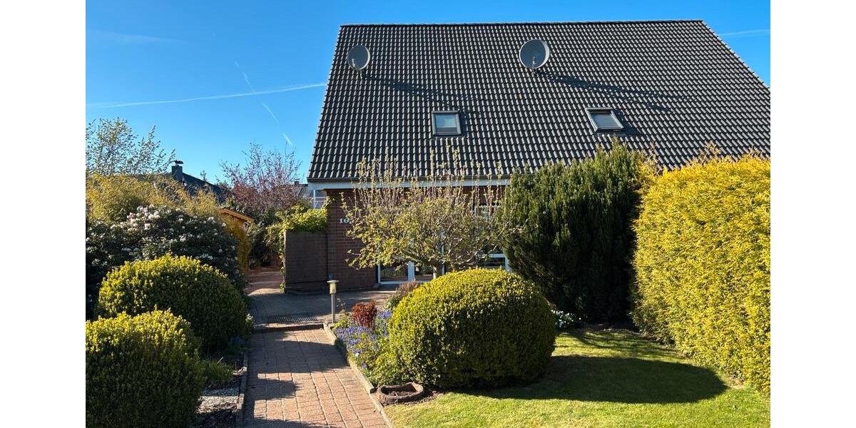 Doppelhaushälfte Großenwiehe - 3 Zimmer, 100 m&sup2;, 289.000&euro; | Angebot:27056391