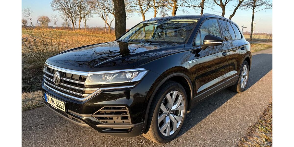 VW Touareg 148.500 km 26.299 &euro; Westre 25926