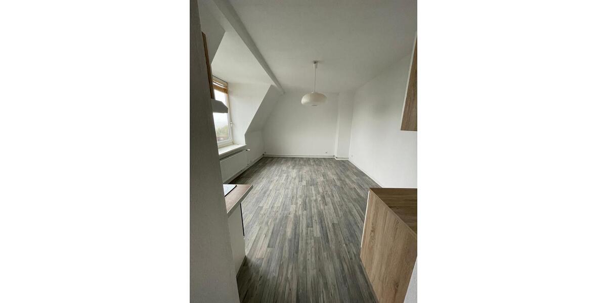 Dachgeschoßwohnung Flensburg Altstadt - 3 Zimmer, 89 m&sup2;, 756&euro; | Angebot:26000266