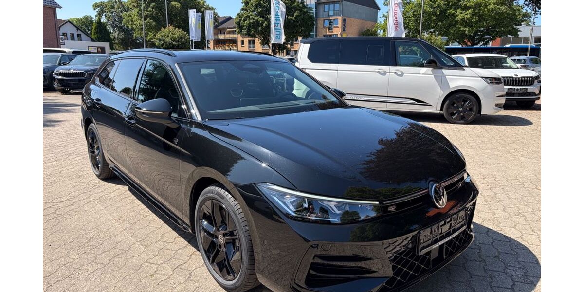 VW Passat Variant 2.150 km 42.780 &euro; Flensburg-Weiche 24941