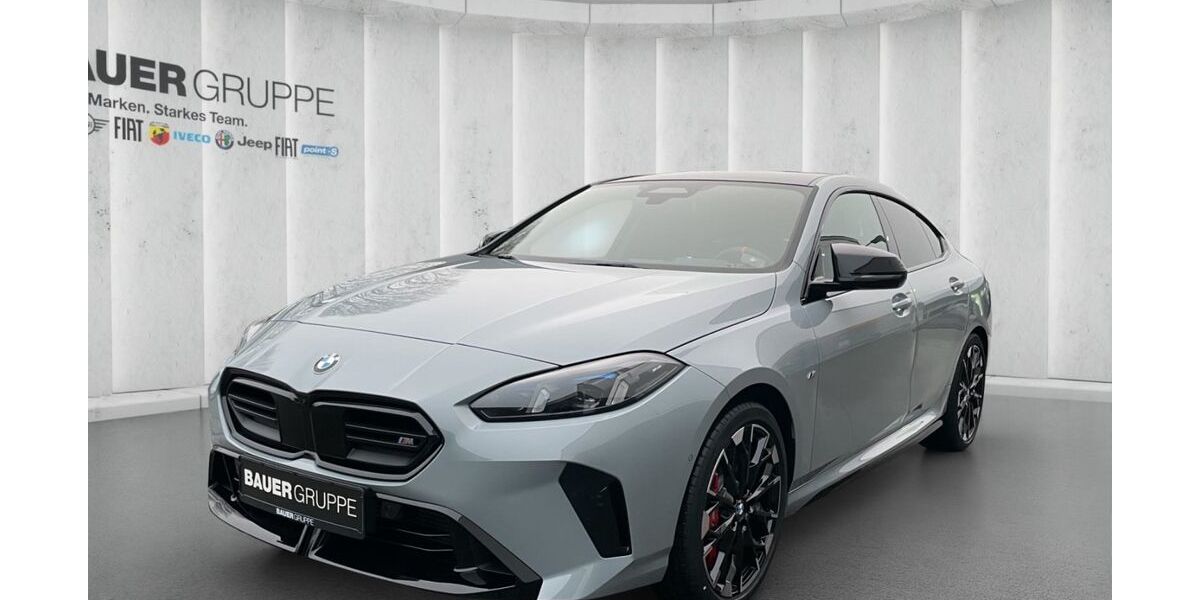 BMW M235 9.900 km 47.930 &euro; Flensburg 24941