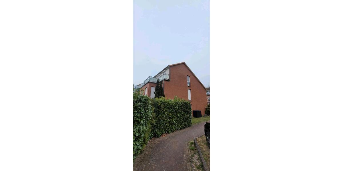 Reihenhaus Esgrus - 5 Zimmer, 138 m&sup2;, 480.000&euro; | Angebot:26828367