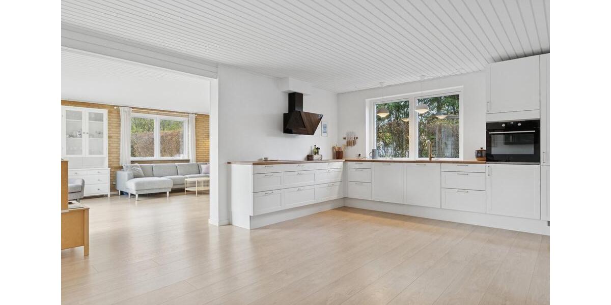 Einfamilienhaus Flensburg Altstadt - 7 Zimmer, 234 m&sup2;, 335.000&euro; | Angebot:25873897