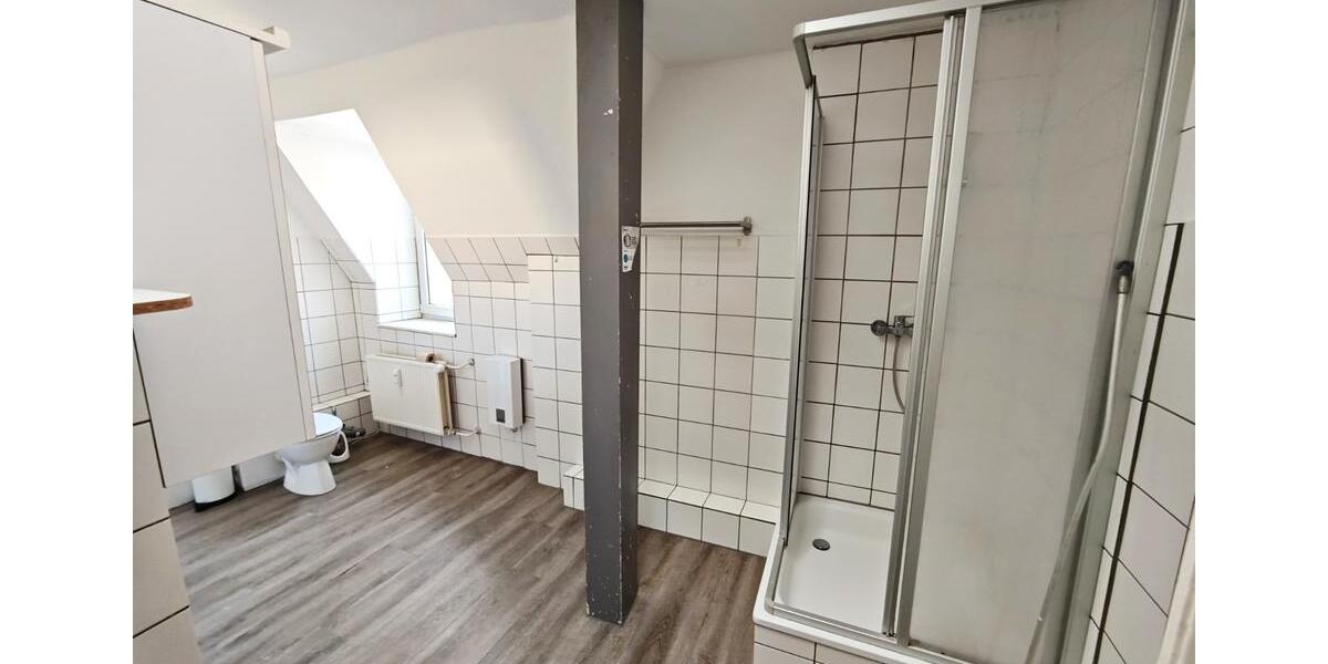 Dachgeschoßwohnung Flensburg Altstadt - 3 Zimmer, 97 m&sup2;, 900&euro; | Angebot:25497945