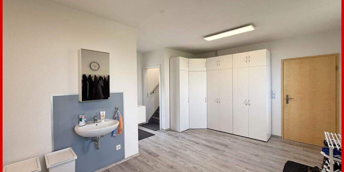 Einfamilienhaus Nübel - 6 Zimmer, 196 m&sup2;, 320.000&euro; | Angebot:25851284