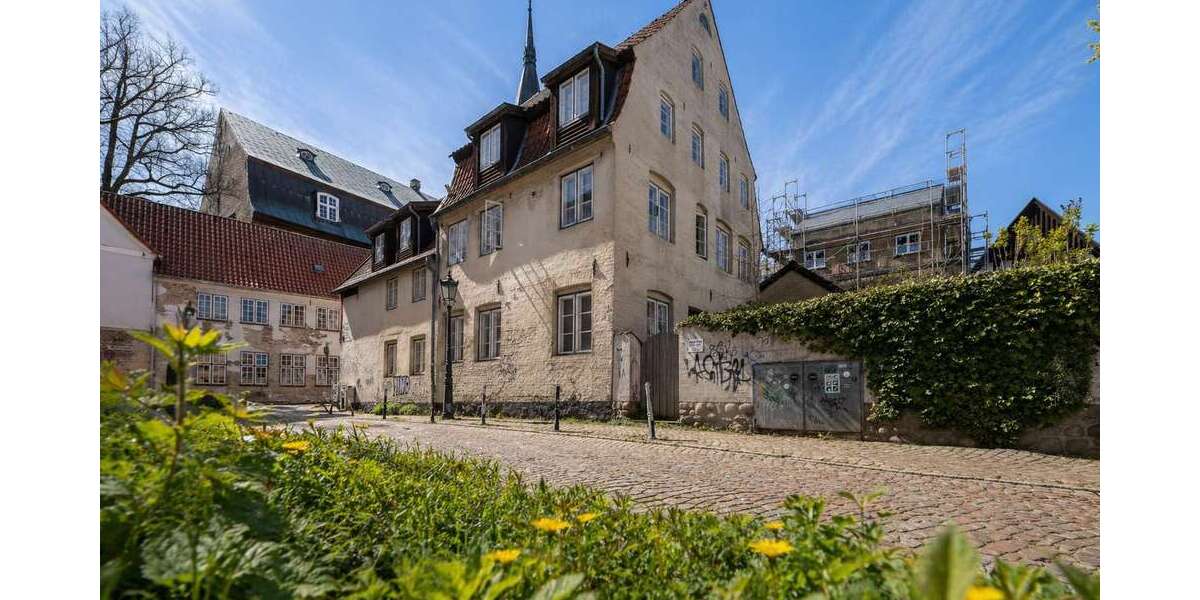 Einfamilienhaus Flensburg - 8 Zimmer, 223 m&sup2;, 495.000&euro; | Angebot:26757336