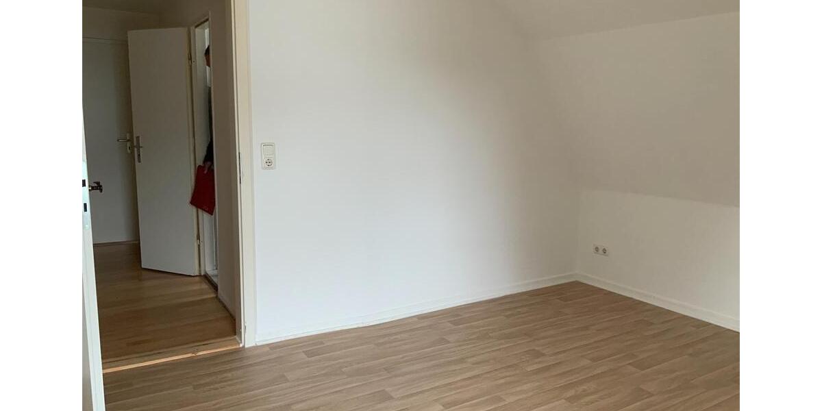 Dachgeschoßwohnung Flensburg Altstadt - 1 Zimmer, 30 m&sup2;, 400&euro; | Angebot:22162568