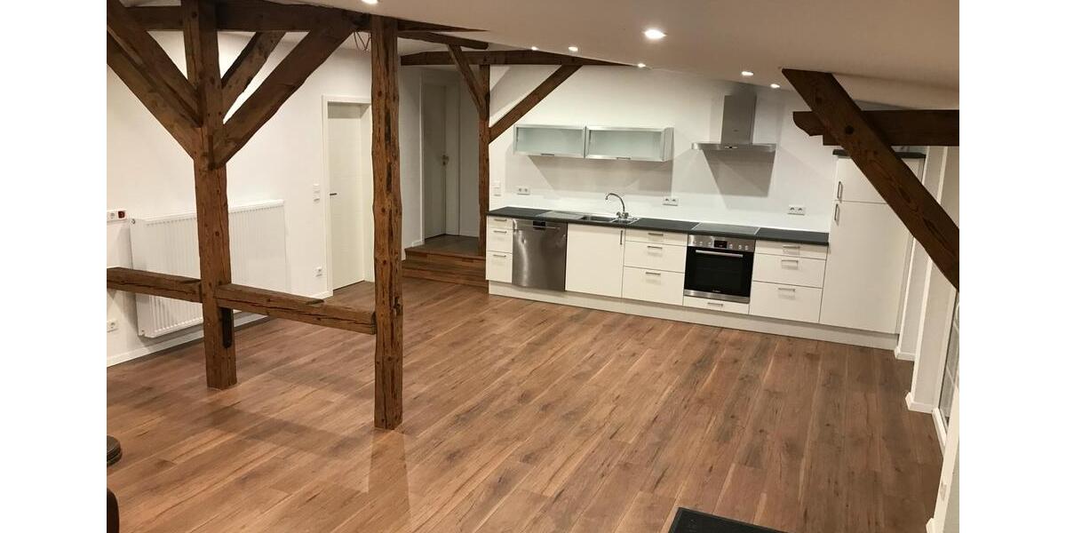 Dachgeschoßwohnung Großenwiehe - 4 Zimmer, 95 m&sup2;, 850&euro; | Angebot:25299740