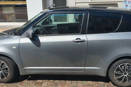 Suzuki Swift 213.017 km 2.000 &euro; Flensburg 24939