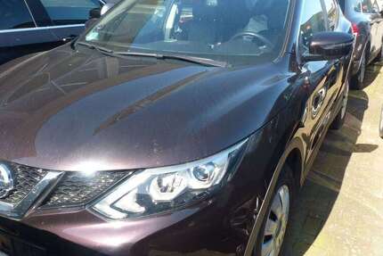 Nissan Qashqai 98.442 km 14.990 &euro; Flensburg 24941