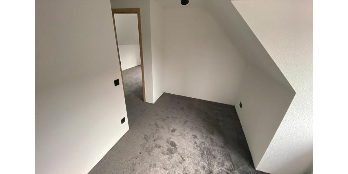 Einfamilienhaus Handewitt Jarplund - 11 Zimmer, 330 m&sup2;, 550.000&euro; | Angebot:25568511