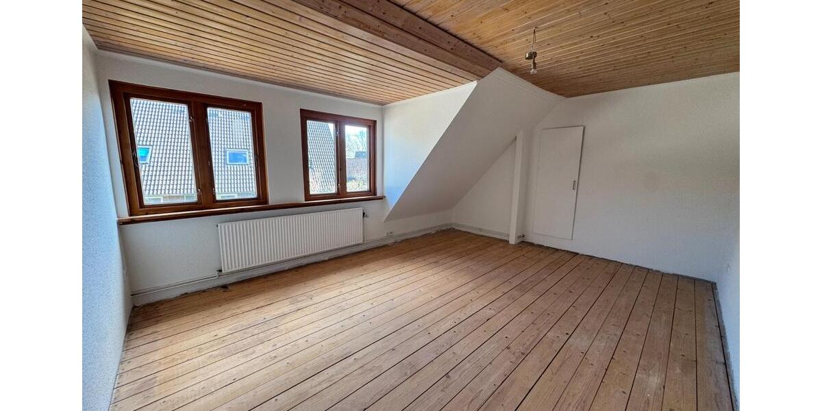 Doppelhaushälfte Tarp - 5 Zimmer, 170 m&sup2;, 1.650&euro; | Angebot:26102234