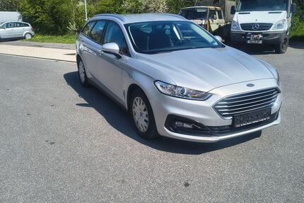 Ford Mondeo 102.500 km 13.499 &euro; Sieverstedt / Stenderupau 24885
