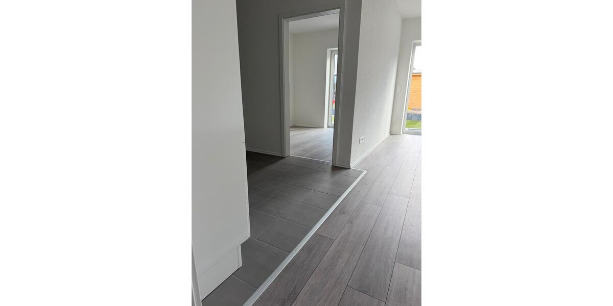 Reihenhaus Wees - 3 Zimmer, 95 m&sup2;, 1.250&euro; | Angebot:25959462