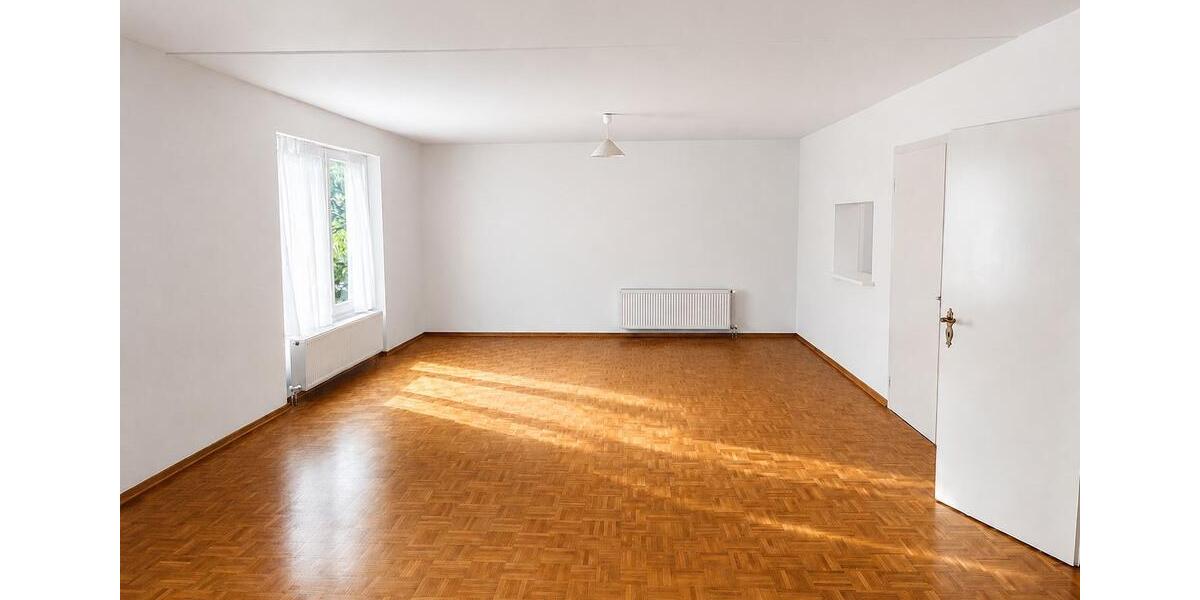 Erdgeschoßwohnung Flensburg - 3 Zimmer, 115 m&sup2;, 860&euro; | Angebot:26683835