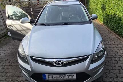 Hyundai i30 154.000 km 3.500 &euro; Flensburg 24944