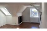 Dachgeschoßwohnung Flensburg Fruerlund - 3 Zimmer, 65 m&sup2;, 480&euro; | Angebot:26423443