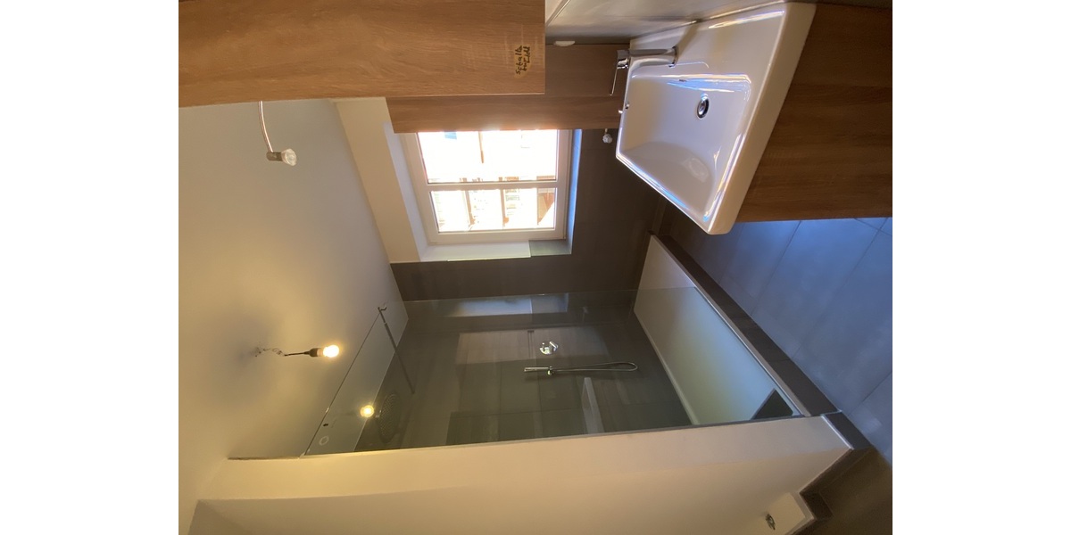 Neu renovierte 5-Zimmer Wohnung auf 2 Ebenen - 5- Flensburg | Angebot:27034536