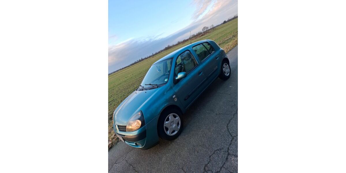 Renault Clio 249.000 km 1.150 &euro; Jerrishoe 24963