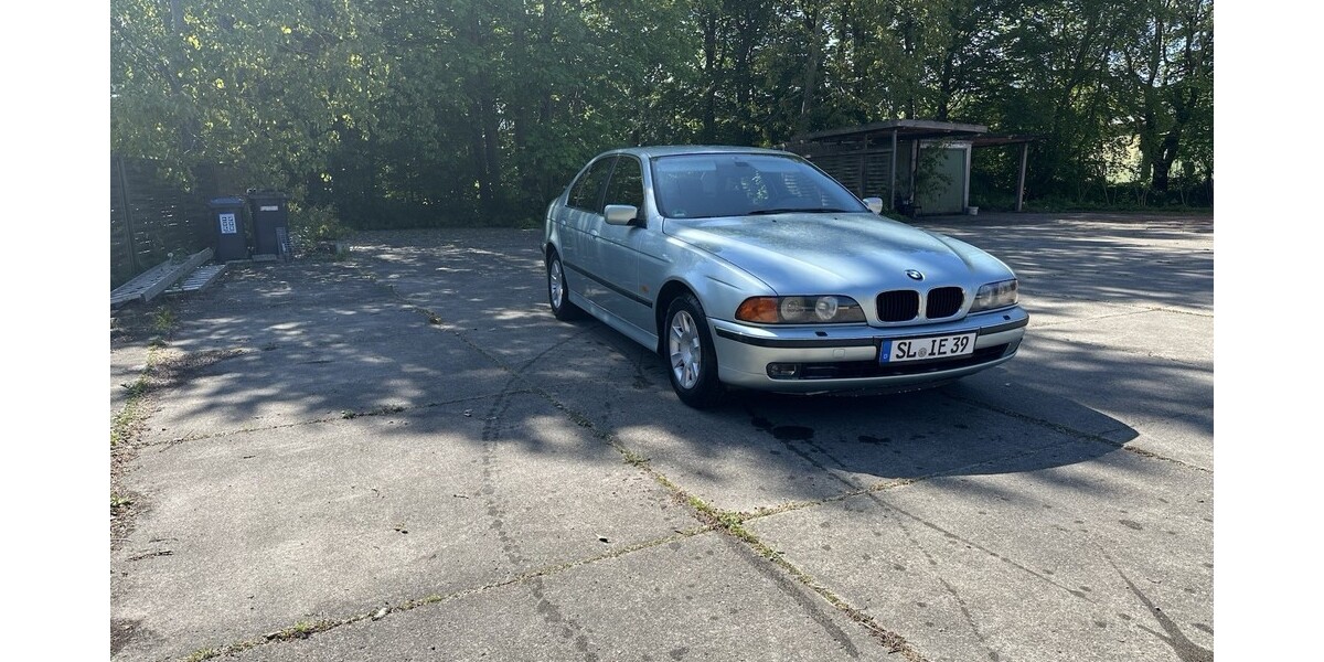 BMW E39 118.000 km 4.999 &euro; Flensburg 24937