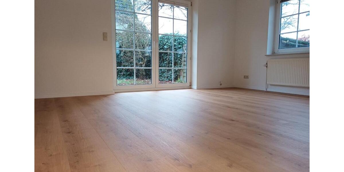 Etagenwohnung Flensburg Altstadt - 4 Zimmer, 124 m&sup2;, 1.150&euro; | Angebot:26578761
