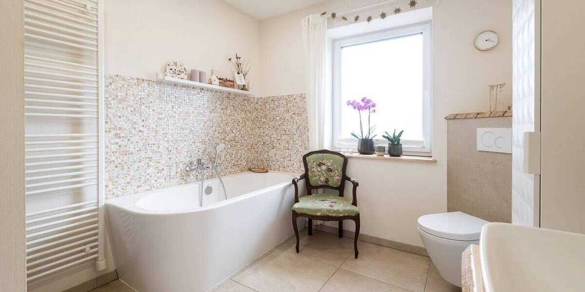 Einfamilienhaus Achtrup - 7 Zimmer, 184 m&sup2;, 449.900&euro; | Angebot:25929510