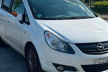 Opel Corsa 169.000 km 1.950 &euro; Flensburg 24941