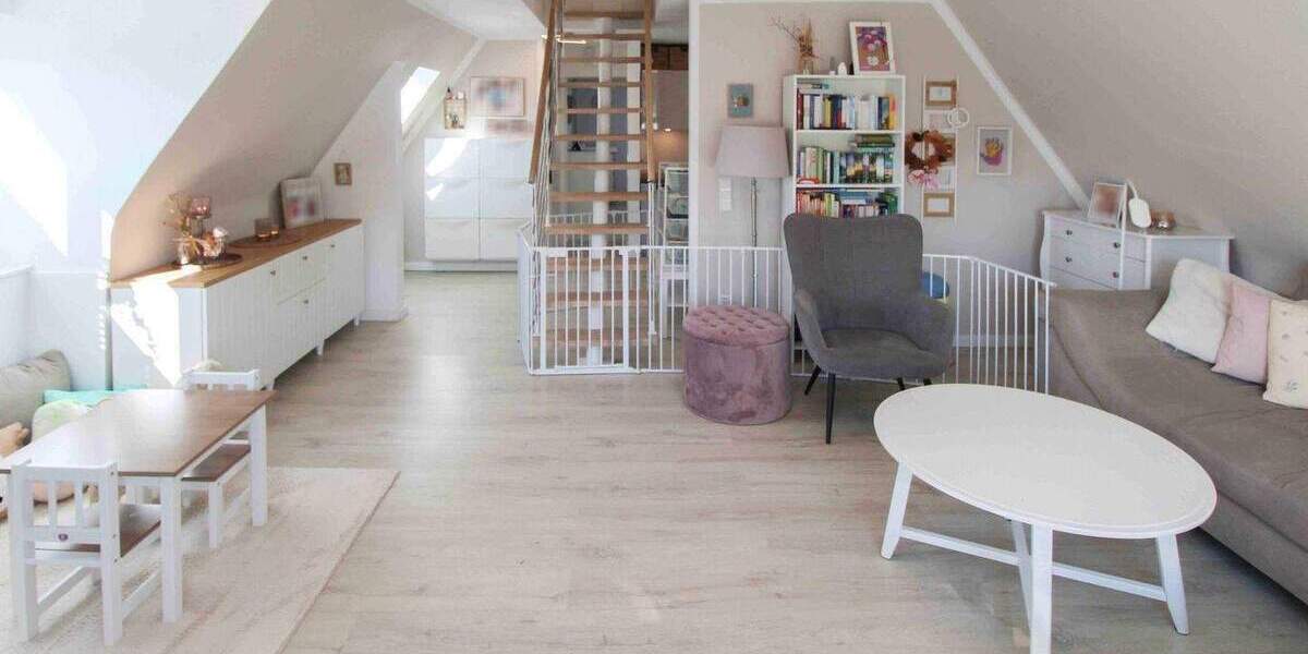 Einfamilienhaus Flensburg Engelsby - 8 Zimmer, 150 m&sup2;, 559.000&euro; | Angebot:25652119