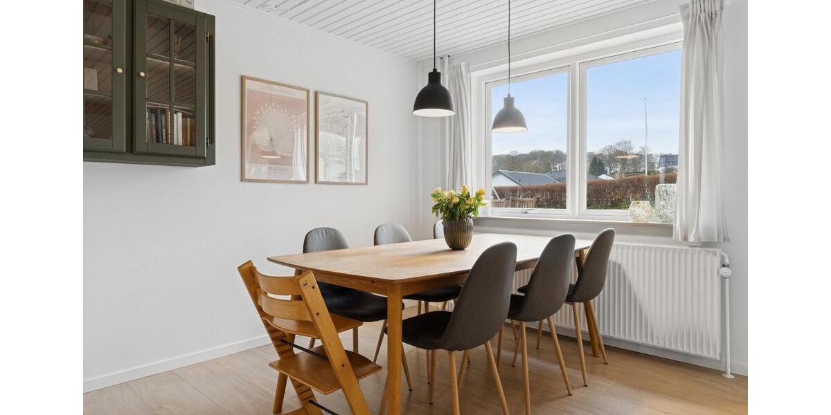 Einfamilienhaus Flensburg Altstadt - 7 Zimmer, 234 m&sup2;, 335.000&euro; | Angebot:25873897