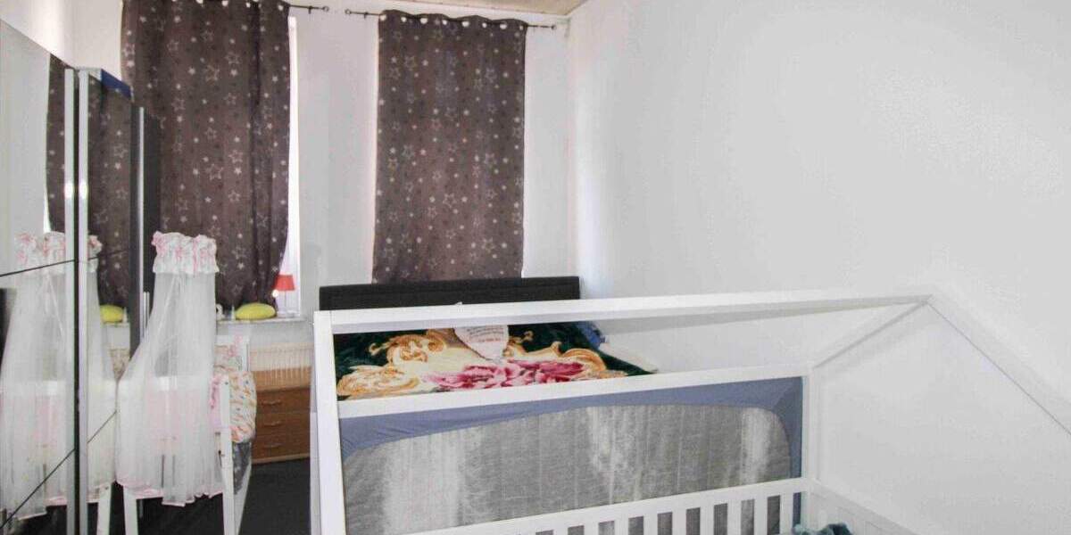 Mehrfamilienhaus, Wohnhaus Flensburg Nordstadt - 9 Zimmer, 222 m&sup2;, 329.000&euro; | Angebot:25773288