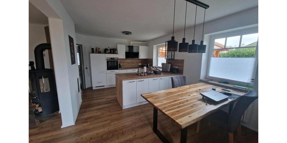 Einfamilienhaus Nübel - 6 Zimmer, 200 m&sup2;, 450.000&euro; | Angebot:23197365