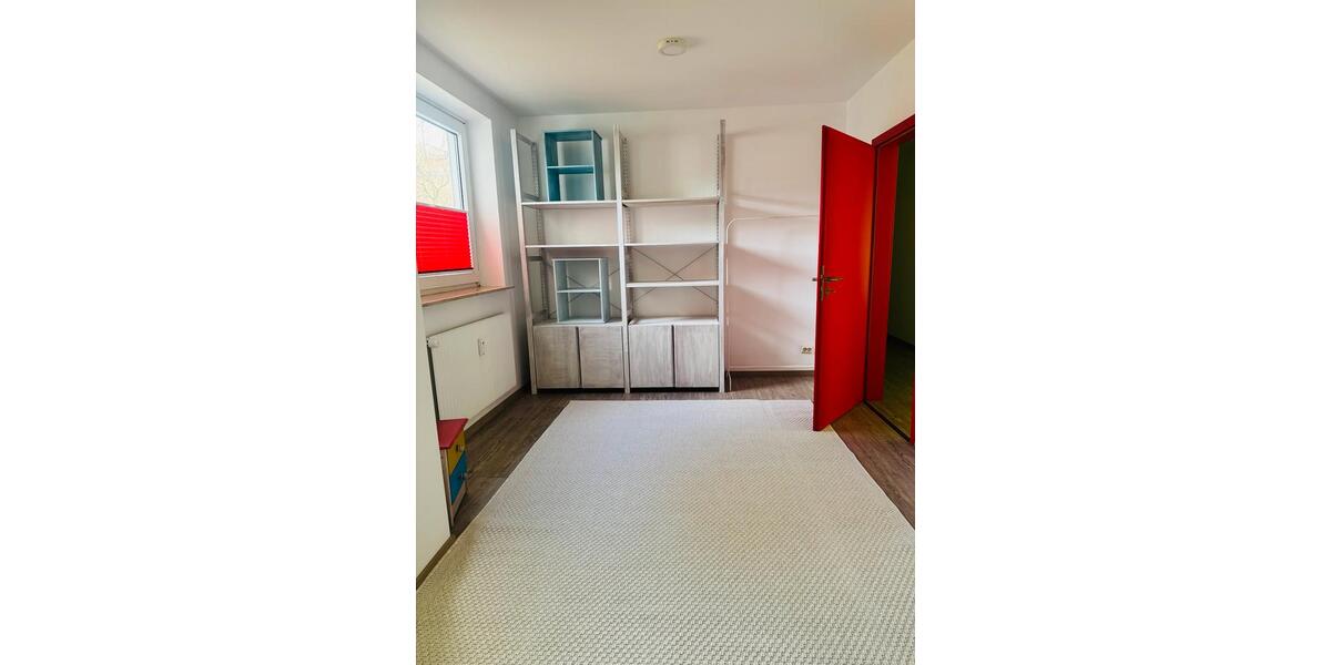 Erdgeschoßwohnung Flensburg Fruerlund - 3 Zimmer, 103 m&sup2;, 1.800&euro; | Angebot:25905832